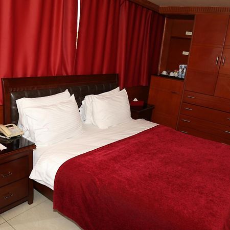 Duroy Hotel Beirut Eksteriør billede