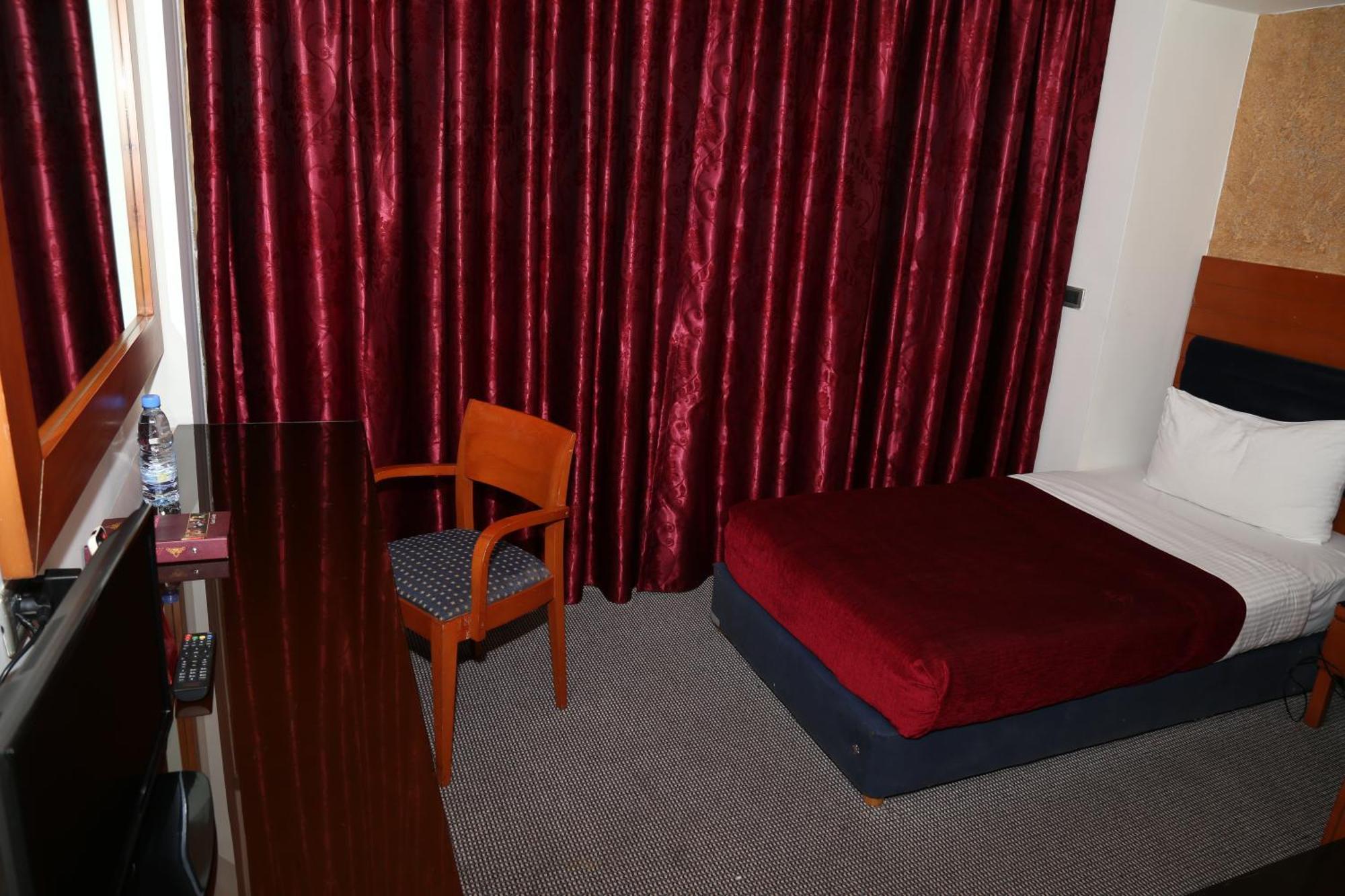 Duroy Hotel Beirut Eksteriør billede